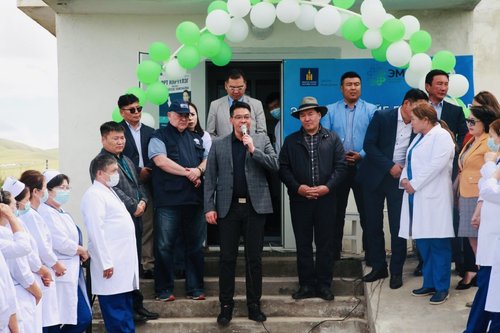Хархорин сум Эрүүл мэндийг дэмжих төвтэй боллоо